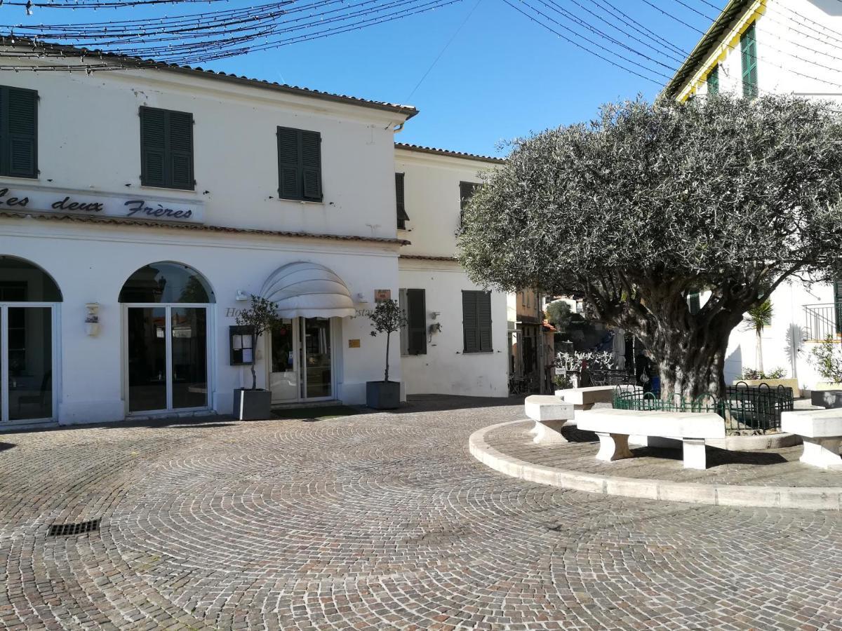 Monaco'S Cottage & Spa ロクブリュヌ＝カップ＝マルタン エクステリア 写真